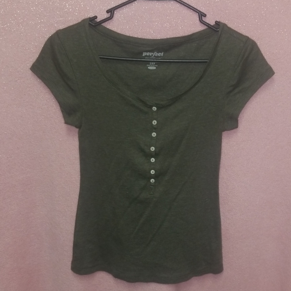 Old navy top